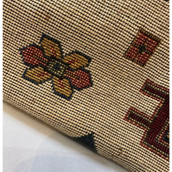 Vintage 80s T. Cappelli Southwestern Aztec Woven Carpet Crossbody - Picture 3 of 9